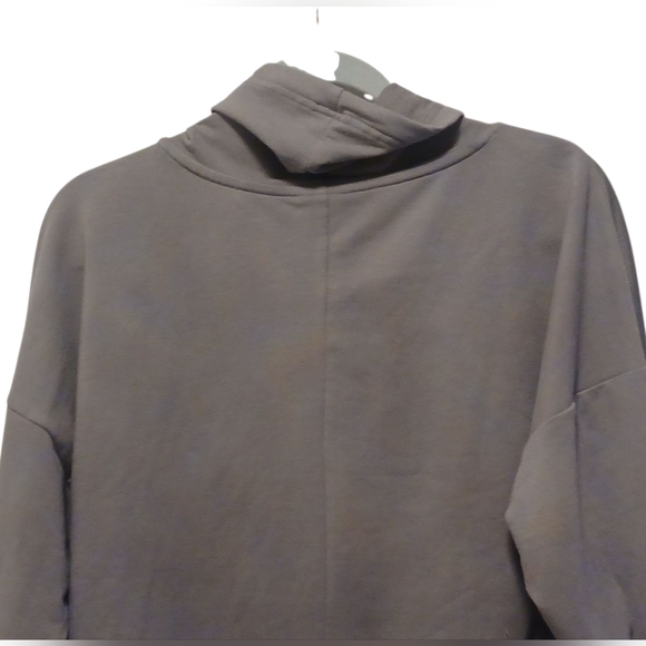 Gloria Vanderbilt - NWT, Gray Sports Warm-up Pullover Jacket W/ Roll tab... - Picture 8 of 9